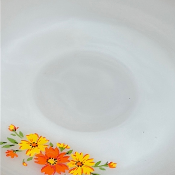 Vintage Anchor Hocking Fire King milk glass‎ saucer - Picture 3 of 7